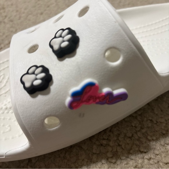 Crocs Unisex Women’s 6 Men’s 4 Classic Slide Sandals White Snow 206121-100 - Picture 7 of 11